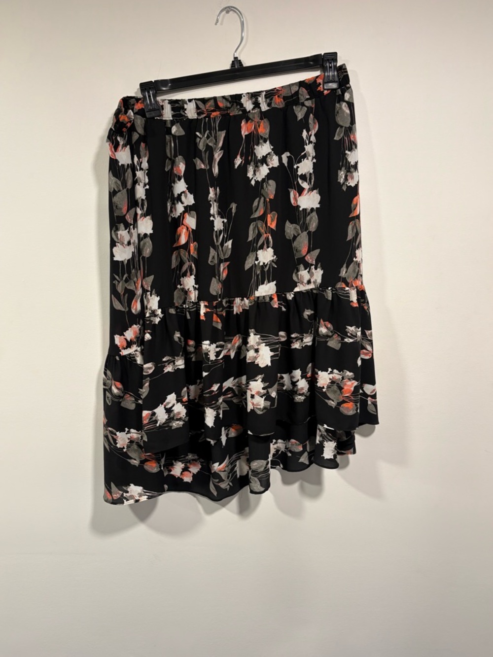Sejour Black Floral Tiered Skirt with Coral and White Blooms